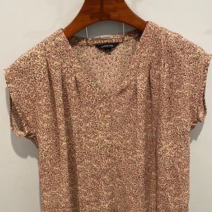 Lands End cap sleeve shirt